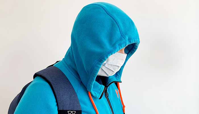 Virüs korkusu Batı Trakya’ya sıçradı: İskeçe’de yüz maskesi kalmadı